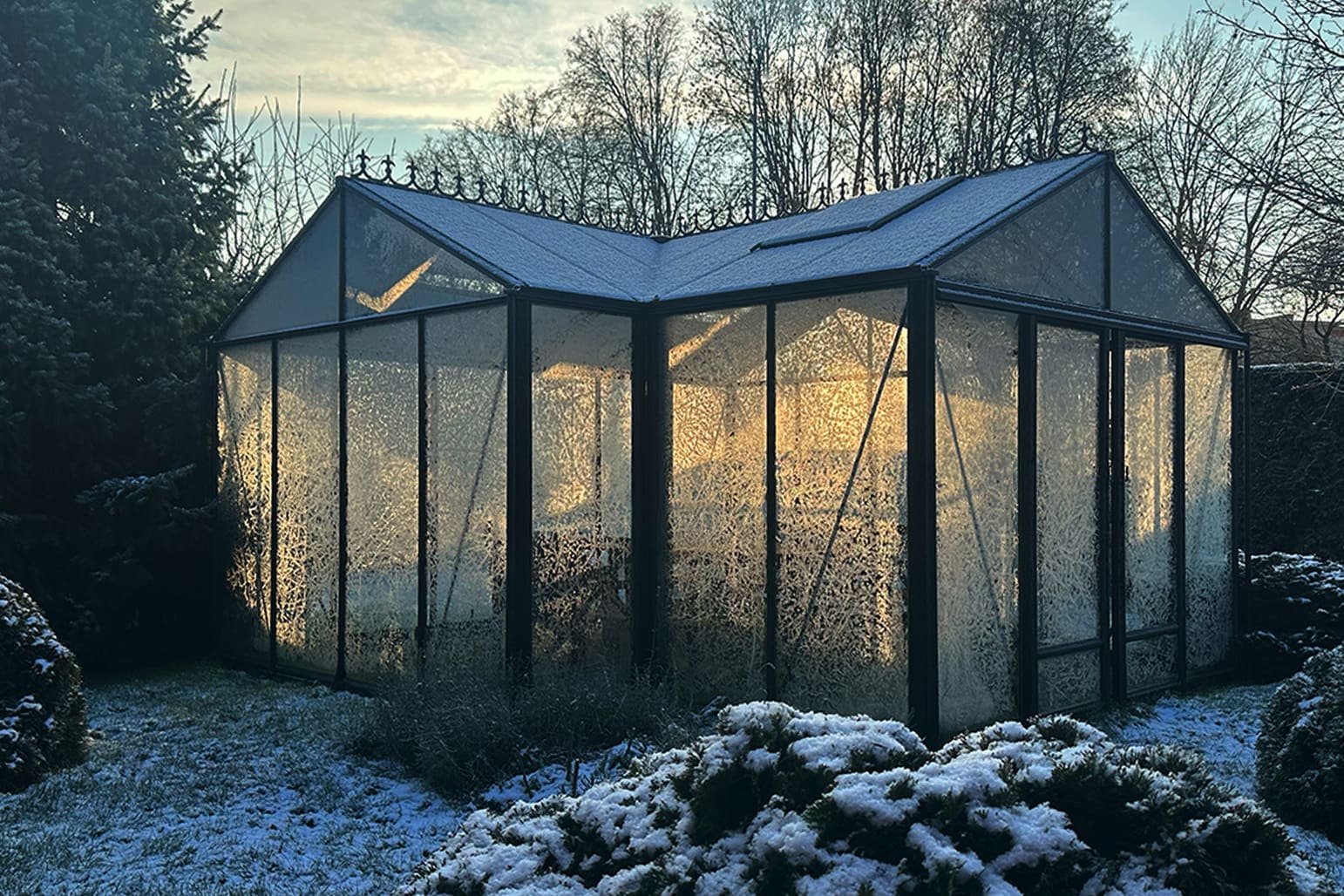 Stiklinis šiltnamis oranžerija T-ROOM | Gardenis