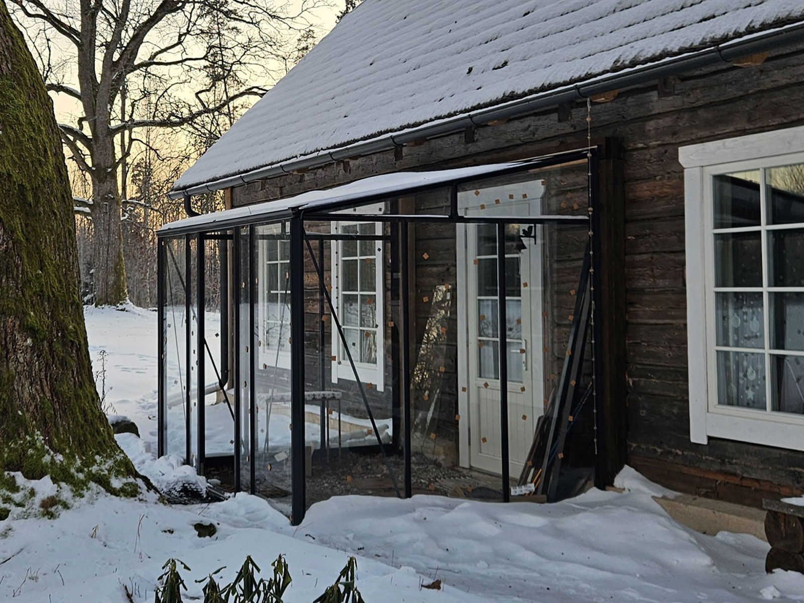 MURUS-siltnamis-oranzerija-veranda-prie-namo-Gardenis
