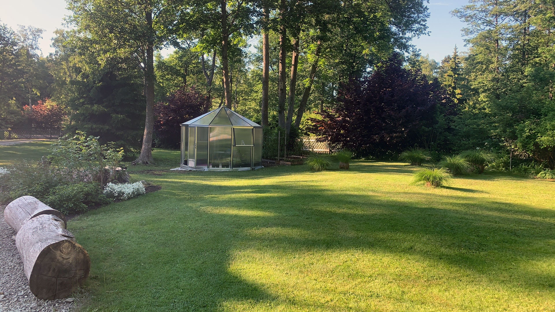 RINGO-mill-finish-alu-PC-greenhouse-gardenis