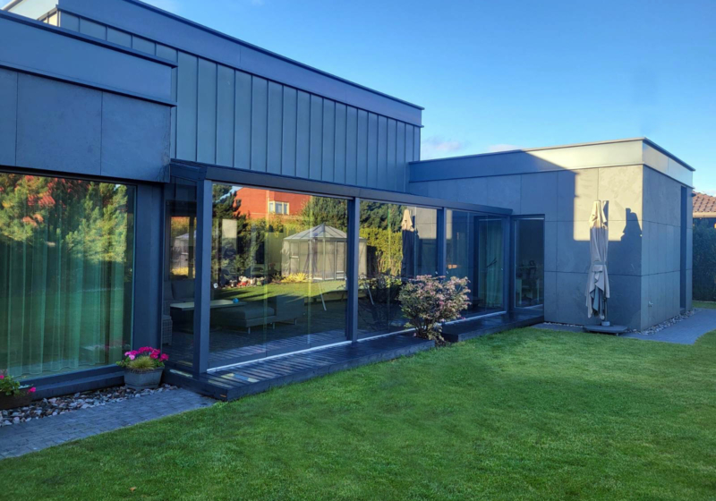 Terasų stiklinimas stiklinė veranda Gardenis
