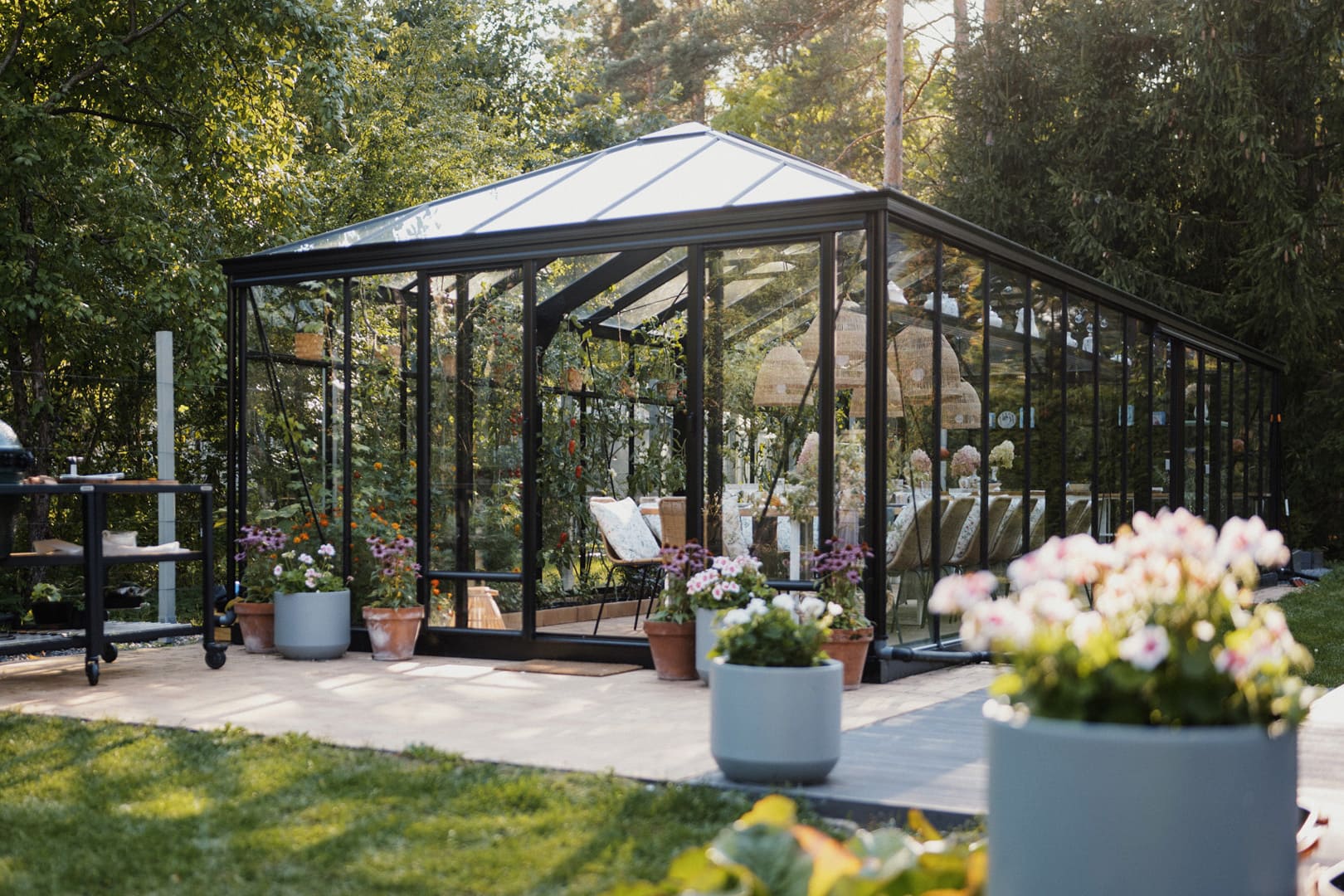 Large Glass greenhouse orangery TETRA EXTRA | Gardenis Large Glass greenhouse orangery drivhus vinterhage växthus orangeri växthus aluminium kasvihuoneet orangeria udestuer kasvuhoone siltumnīcas ziemas dārzi gewächshäuser wintergärten orangerie szklarnia ogrodowa ogrody zimowe TETRA EXTRA | Gardenis