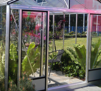 Durys papildomis siltnamiui extra door for greenhouse Gardenis. jpg