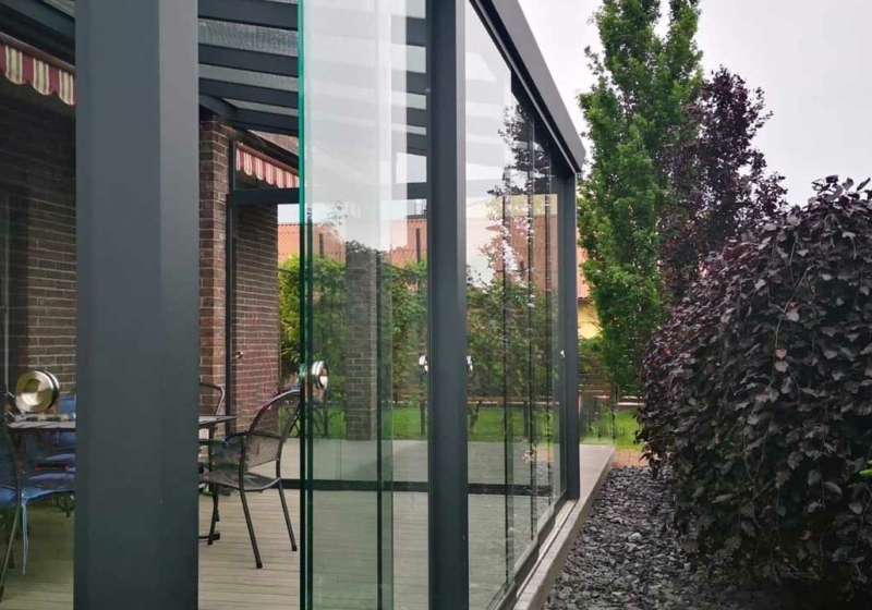 Terasų stiklinimas kaina verandų gamyba aliuminio konstrukcija Gardenis