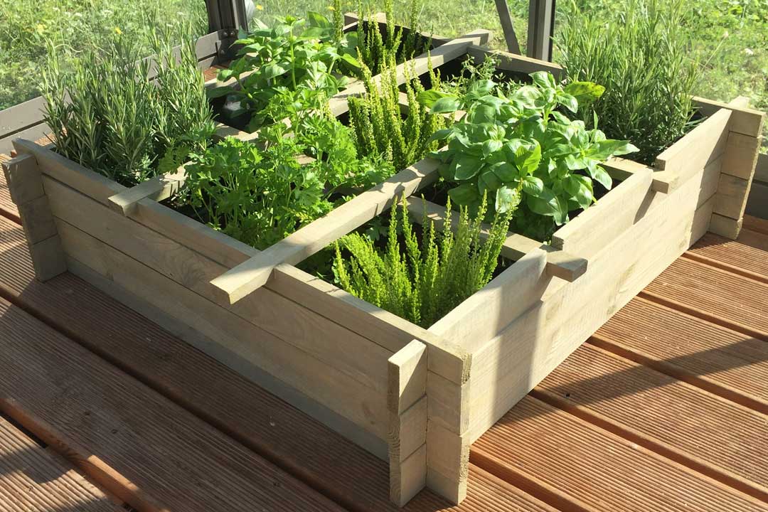 Pakeltos lysvės surenkamos medinės | Gardenis
