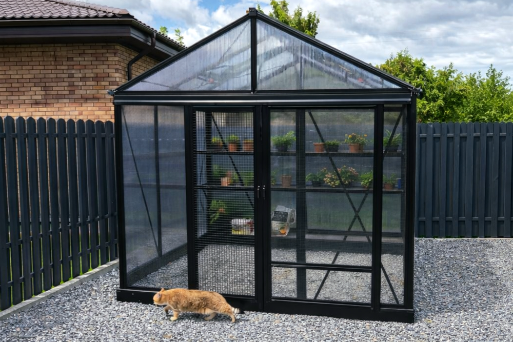 Šiltnamio durys su tinkleliu nuo gyvūnų Gardenis